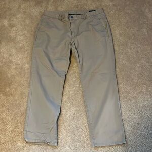 Bonobos Original Chino; 38x30; Slim Fit; Khaki